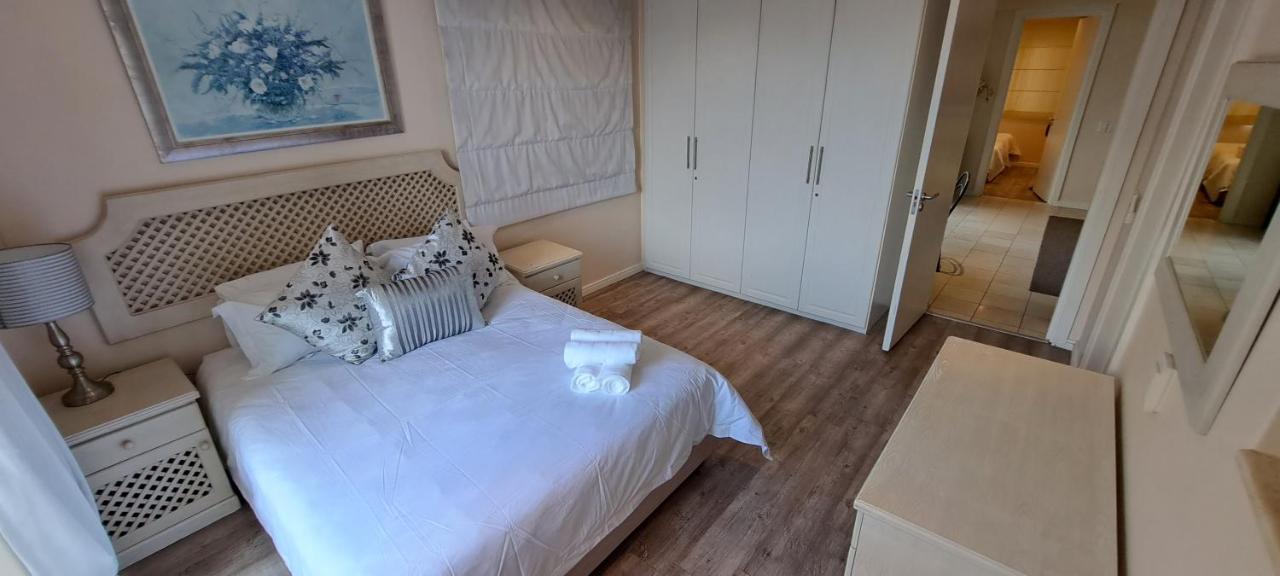 V&A Waterfront Marina Family Apartment 101 Altmore Cape Town Dış mekan fotoğraf