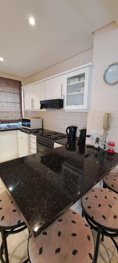 V&A Waterfront Marina Family Apartment 101 Altmore Cape Town Dış mekan fotoğraf