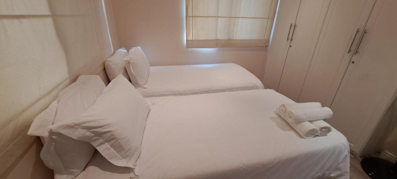 V&A Waterfront Marina Family Apartment 101 Altmore Cape Town Dış mekan fotoğraf