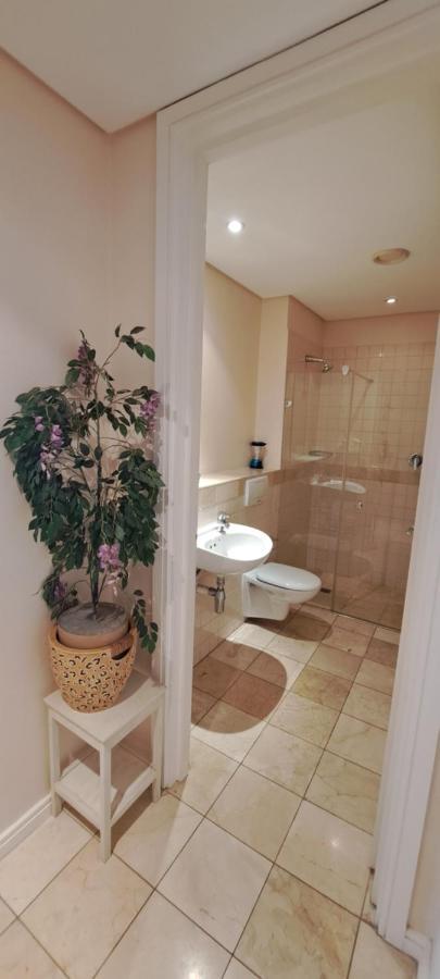 V&A Waterfront Marina Family Apartment 101 Altmore Cape Town Dış mekan fotoğraf