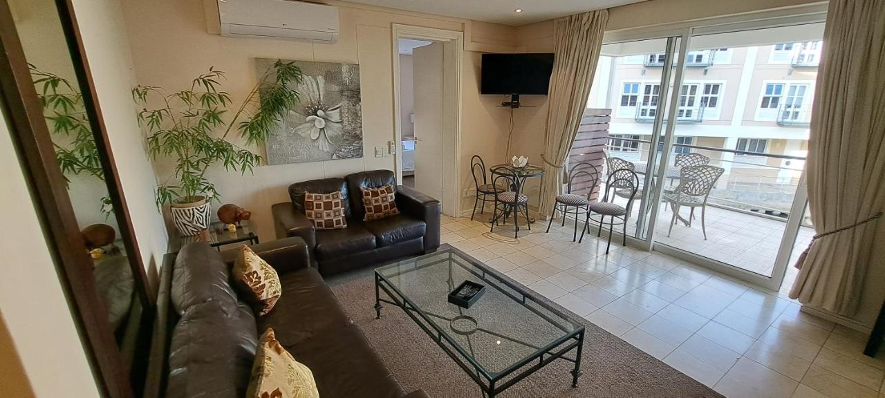 V&A Waterfront Marina Family Apartment 101 Altmore Cape Town Dış mekan fotoğraf