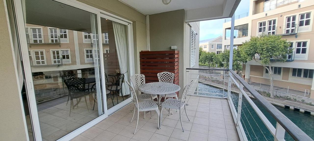V&A Waterfront Marina Family Apartment 101 Altmore Cape Town Dış mekan fotoğraf