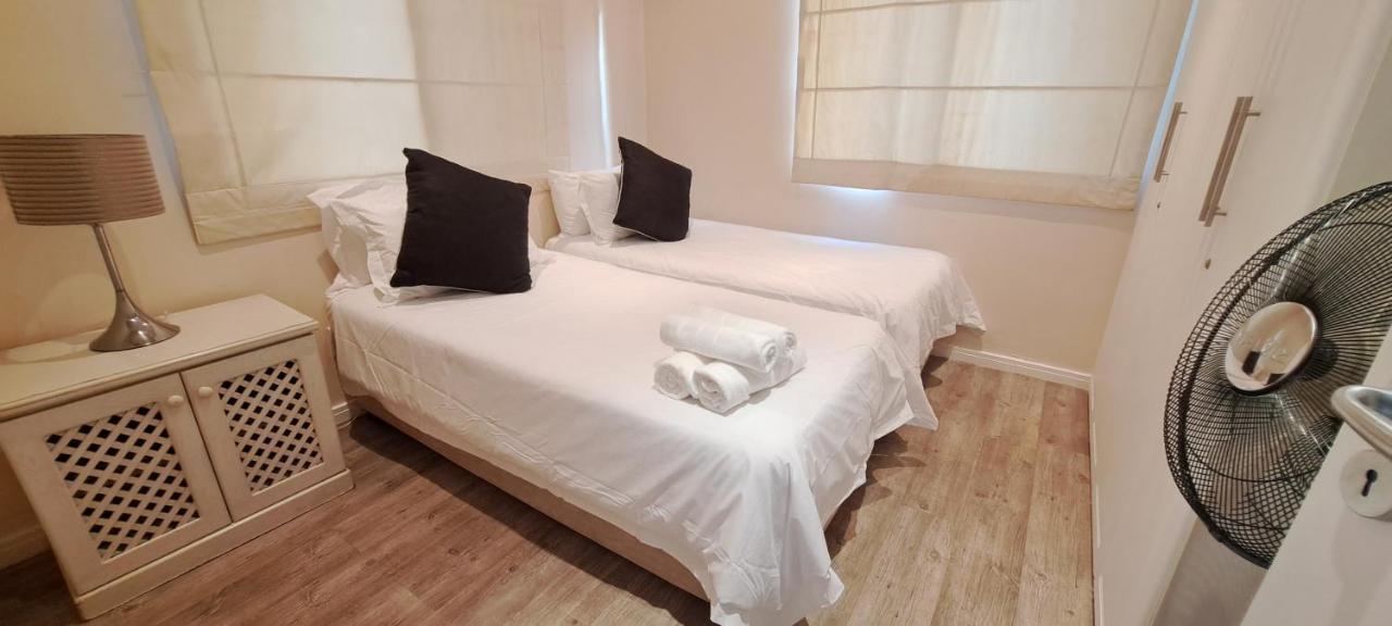 V&A Waterfront Marina Family Apartment 101 Altmore Cape Town Dış mekan fotoğraf