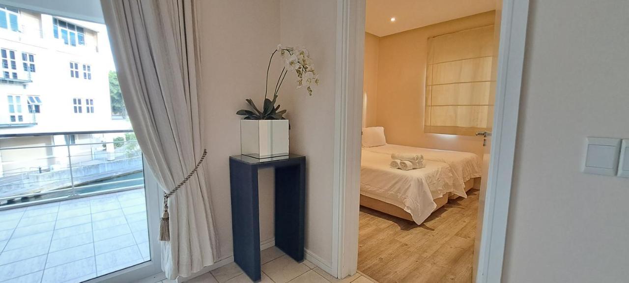 V&A Waterfront Marina Family Apartment 101 Altmore Cape Town Dış mekan fotoğraf